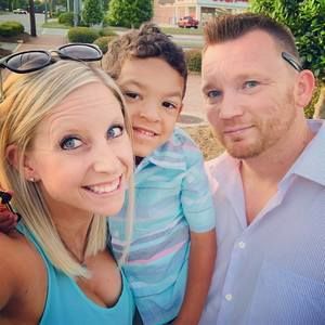 Meet your Posher, Larae